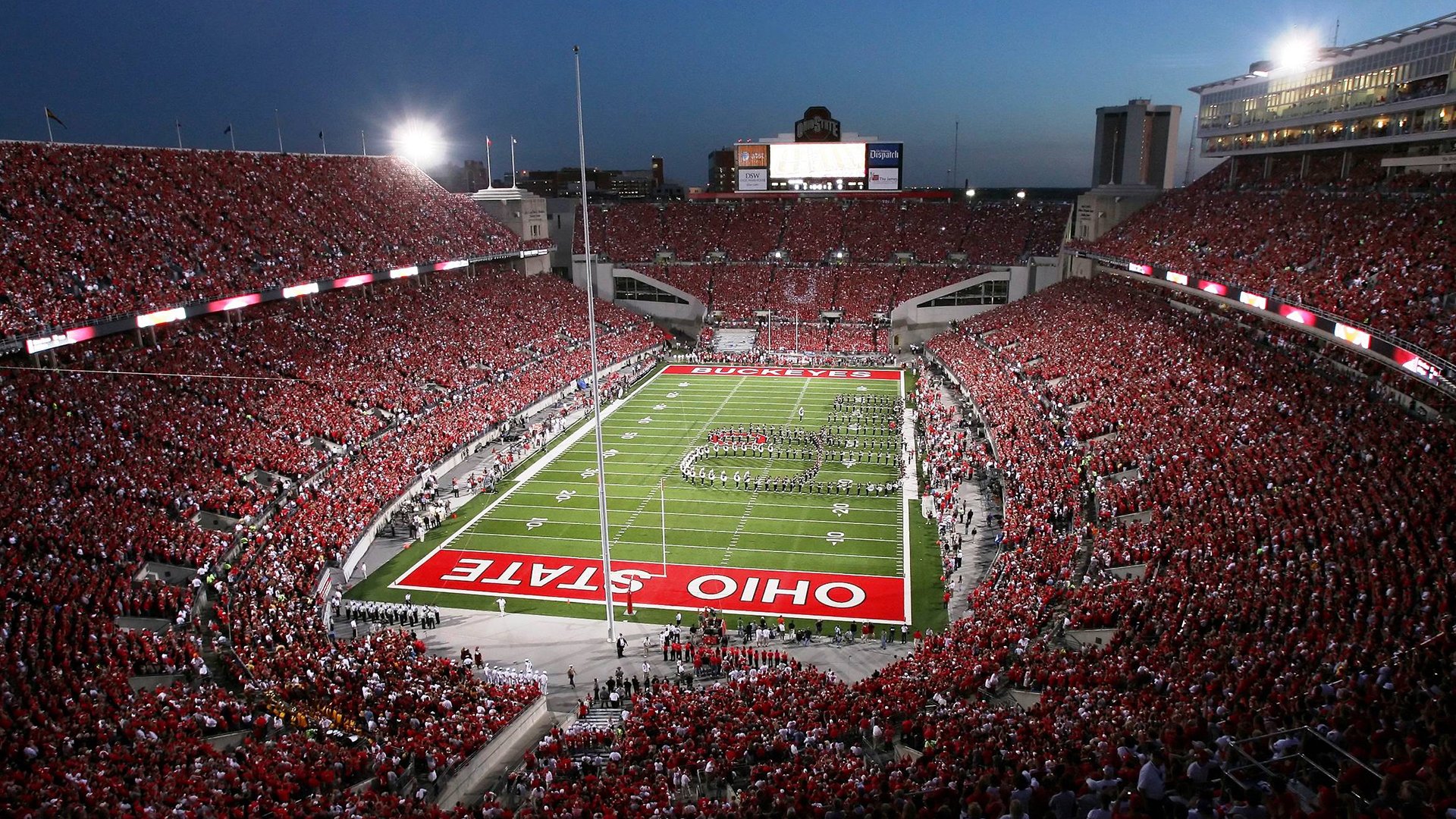 是否应鼓励球队与学校合作发展青训分支